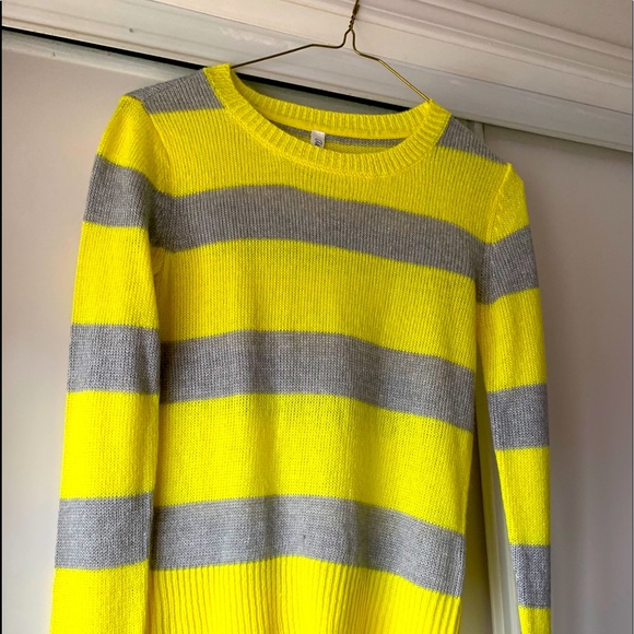 Sweaters - Yellow and grey striped sweater